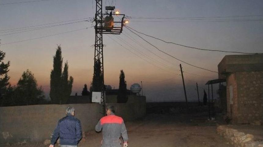 Dedaş Mardin&rsquo;deki K&ouml;yleri Işıklandırıyor