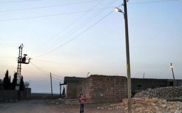 Dedaş Mardin&rsquo;deki K&ouml;yleri Işıklandırıyor 2