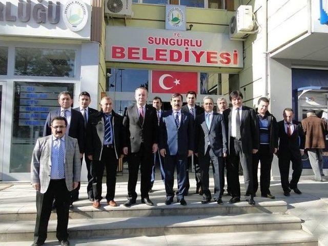 Türk Sağlık-sen Genel Başkanı Belediye Başkanı Şahiner’i Ziyaret Etti