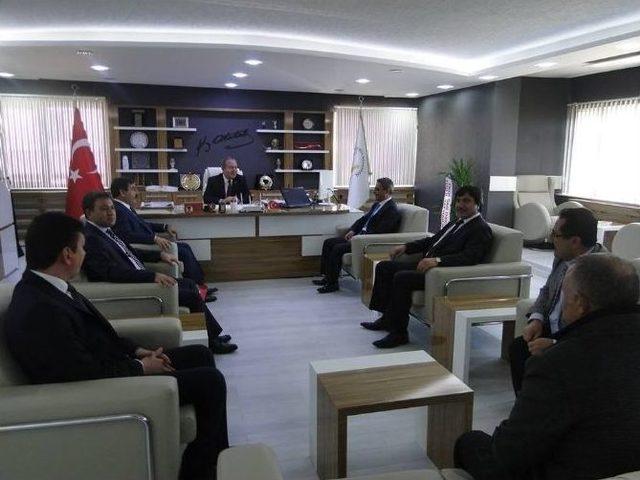 Türk Sağlık-sen Genel Başkanı Belediye Başkanı Şahiner’i Ziyaret Etti