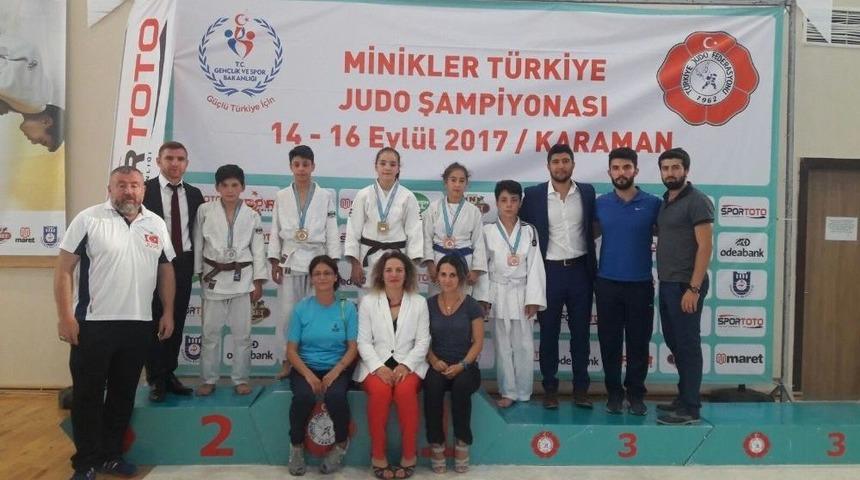 Kağıtsporlu Minik Judocular Bu Yıl Da Zirvede