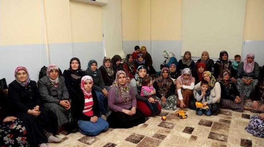 Şehitkamil&rsquo;den Kursiyerlere Anlamlı Hediye