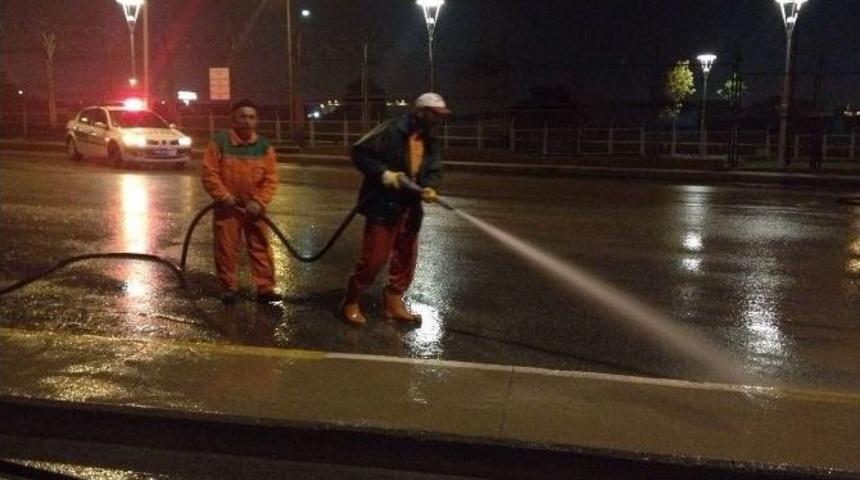 K&ouml;rfez Cadde Ve Sokakları İle Temizleniyor