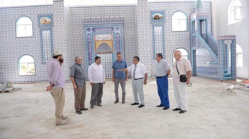 Başkan Yağcı, Cami &Ccedil;alışmalarını Yerinde İnceledi