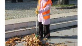 Çifte Diplomalı Temizlik İşçisi