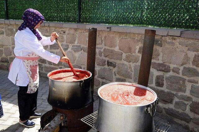 Bacıyan-ı Meram Ev Ekonomisine Katkı Sağlıyor 2