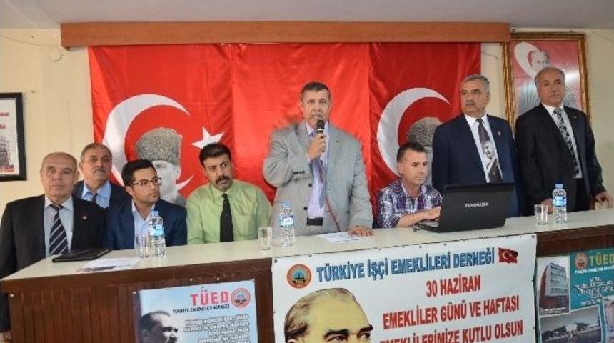 Emeklilere Diş Sağlığı Ve Stres Eğitimi