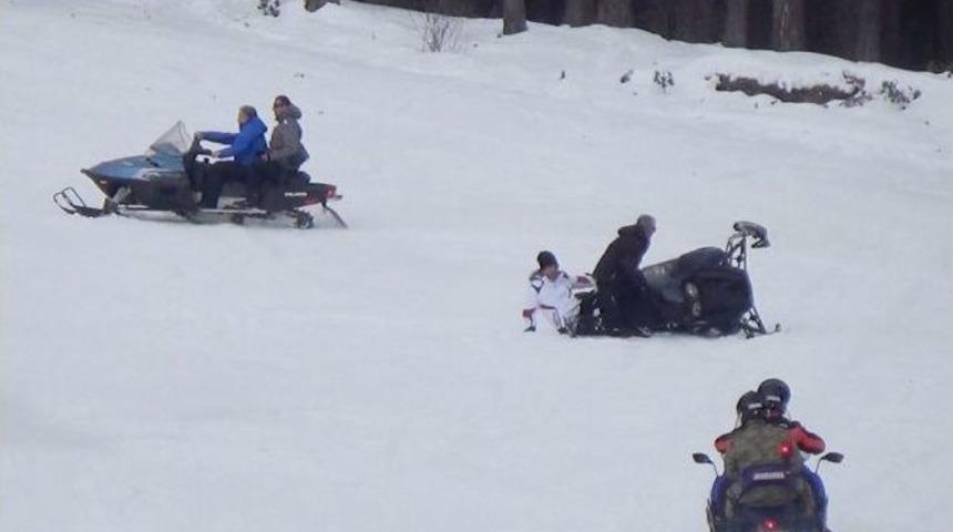 Milletvekili Kar Motorundan D&uuml;şt&uuml;