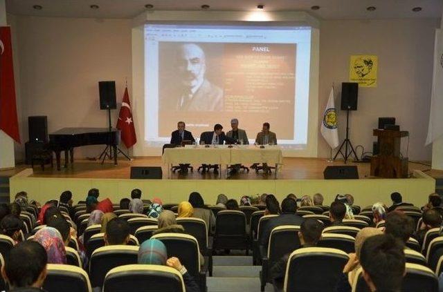 Harran Üniversitesi’nde Mehmet Akif Paneli 1