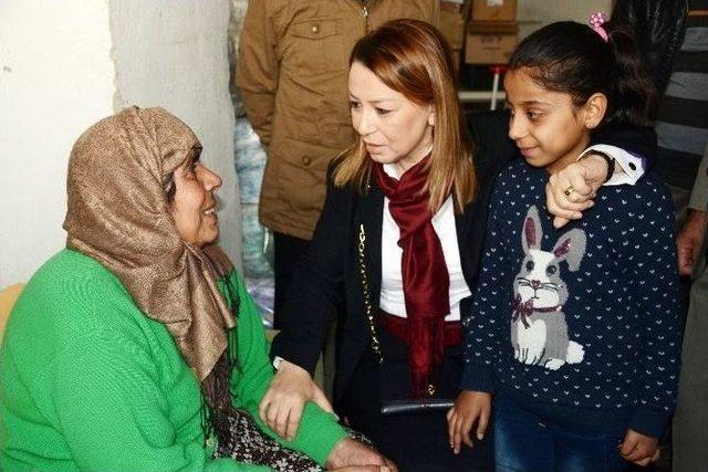 &Ccedil;alık, &rsquo;kobani İle Dayanışma &Ccedil;adırı&rsquo;nı Ziyaret Etti 1