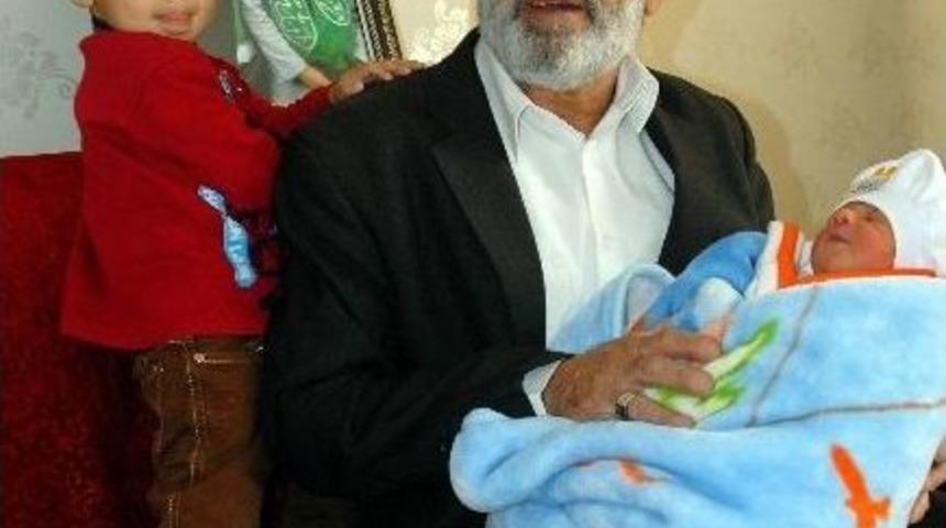 Kobani Protestosunda &Ouml;ld&uuml;r&uuml;len G&ouml;kg&ouml;z&rsquo;&uuml;n &Ccedil;ocuğu D&uuml;nyaya Geldi