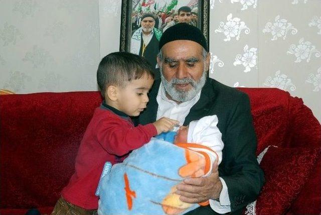 Kobani Protestosunda &Ouml;ld&uuml;r&uuml;len G&ouml;kg&ouml;z&rsquo;&uuml;n &Ccedil;ocuğu D&uuml;nyaya Geldi 1