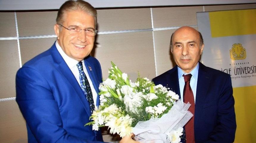 Dr. Aydın: &ldquo;eğitimde Değişimi Yakalayamayan &Ccedil;ağın Gerisinde Kalır&rdquo;