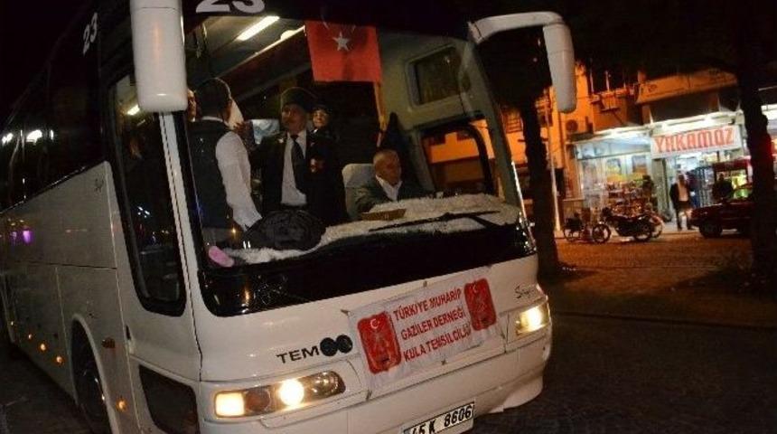 Kula&rsquo;lı Muharip Gaziler Anıtkabir&rsquo;e Gitti