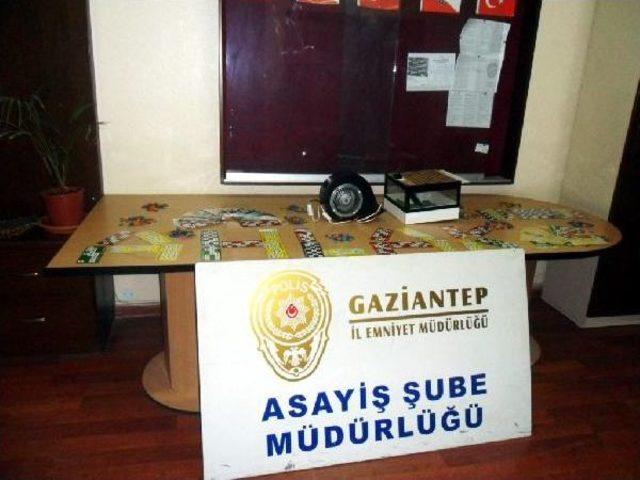 Gaziantep'te Kumar Baskını: 18 Gözaltı