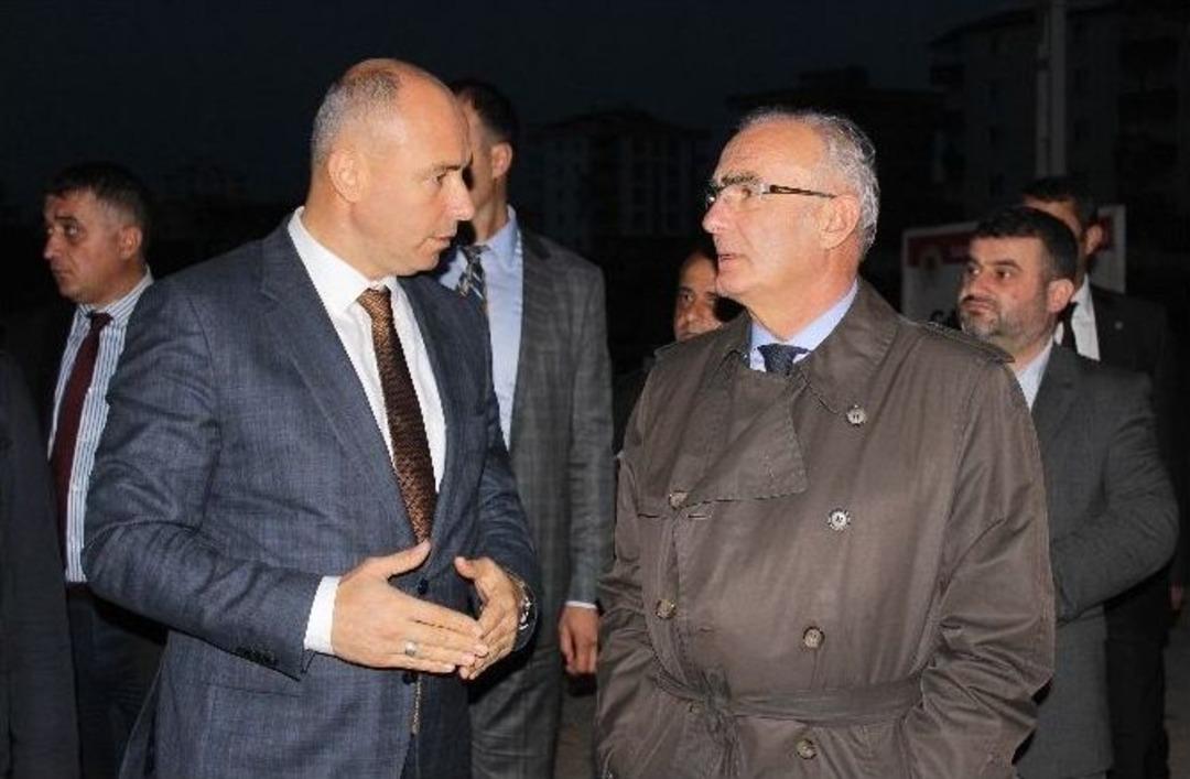 Başkan Yılmaz Tekkek&ouml;y&rsquo;de İncelemelerde Bulundu