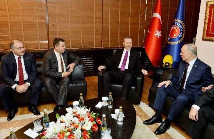 Cumhurbaşkanı Erdoğan, Türk-iş’i Ziyaret Etti G2