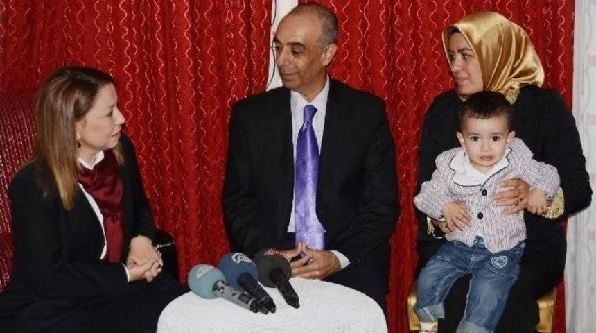 &Ccedil;alık, Serbest Bırakılan &Ouml;ğretmeni Ziyaret Etti