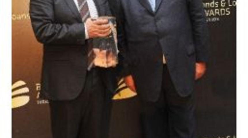 Karsan&rsquo;a &rsquo;yılın Tahvili &Ouml;d&uuml;l&uuml;&rsquo;