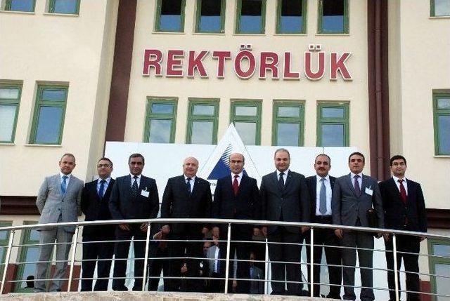 Yenilenebilir Enerji Zirvesi Başladı