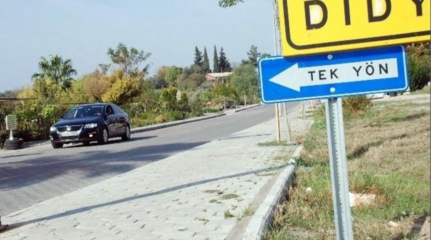 Alman Kazı Heyeti Tapınak Yolunun Trafiğe Kapatılmasını İstedi