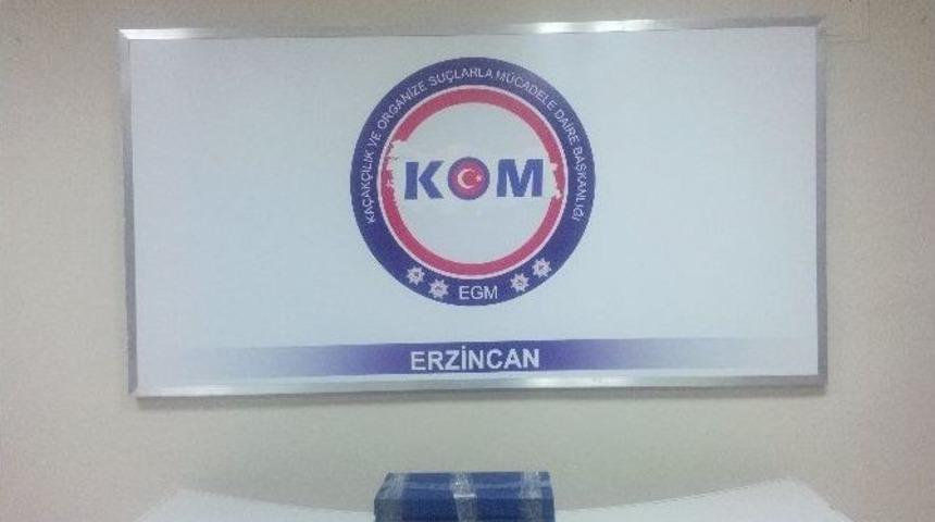 Erzincan&rsquo;da 20 Adet Sentetik Uyuşturucu Hap Ele Ge&ccedil;irildi