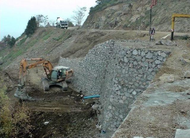 (özel Haber) Sahil Yolu “ölüm Yolu” Olmaktan Çıkıyor