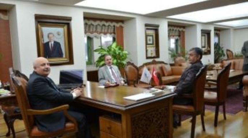 Adıyaman &Uuml;niversitesi İslami İlimler Fak&uuml;ltesi&rsquo;ne Hacı Duran Atandı