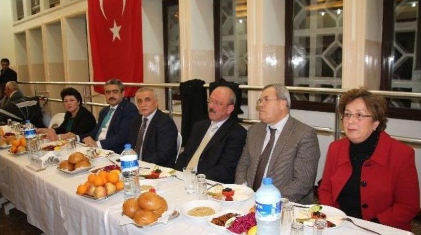 Aleviler Dayanışma Gecesinde Buluştu