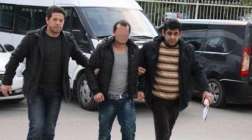 Amcasını Bı&ccedil;akla Yaralayan Gen&ccedil; Yakalandı