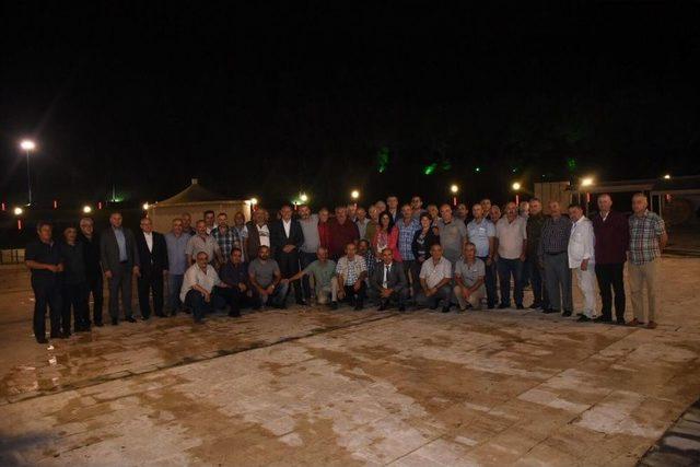 Başkan Keleş Mahalle Muhtarları İle Biraraya Geldi 1