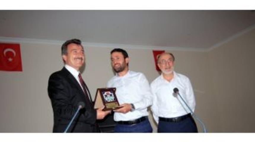 Ezan Okuma Yarışması Birincisi Yenişehir&rsquo;den