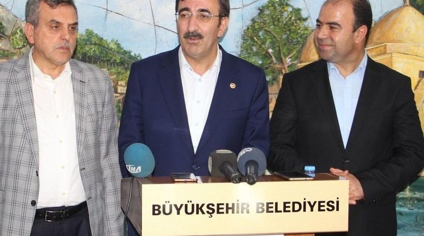 Ak Parti Genel Başkan Yardımcısı Yılmaz: &ldquo;ak Parti Yerel Y&ouml;netimlere &Ouml;nem Veren Bir Partidir&rdquo;