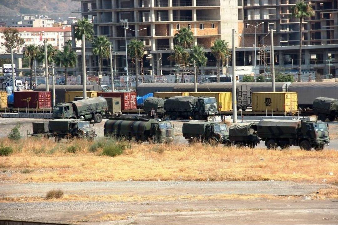 Tsk&rsquo;nın Sınıra Sevkiyatı S&uuml;r&uuml;yor