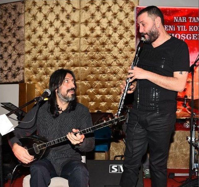 Hüsnü Şenlendirici’den Anlamlı Konser