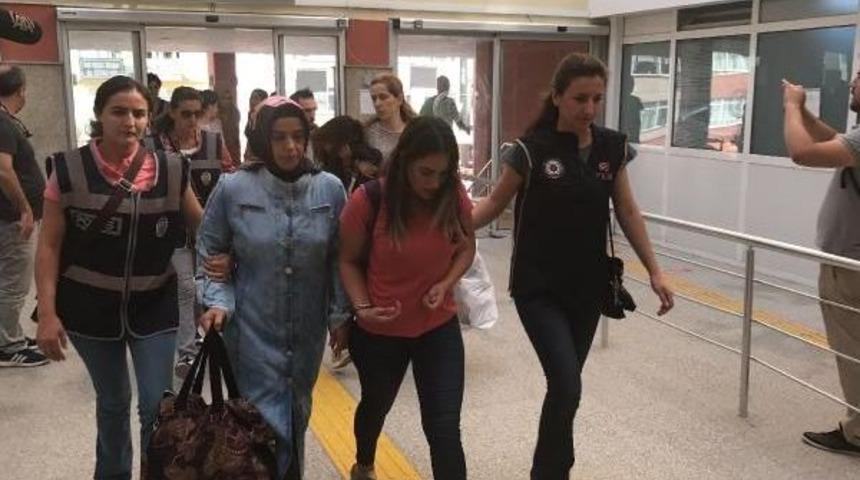 Kocaeli'de Fetö Şüphelisi 9 Kişi Adliyeye Sevk Edildi