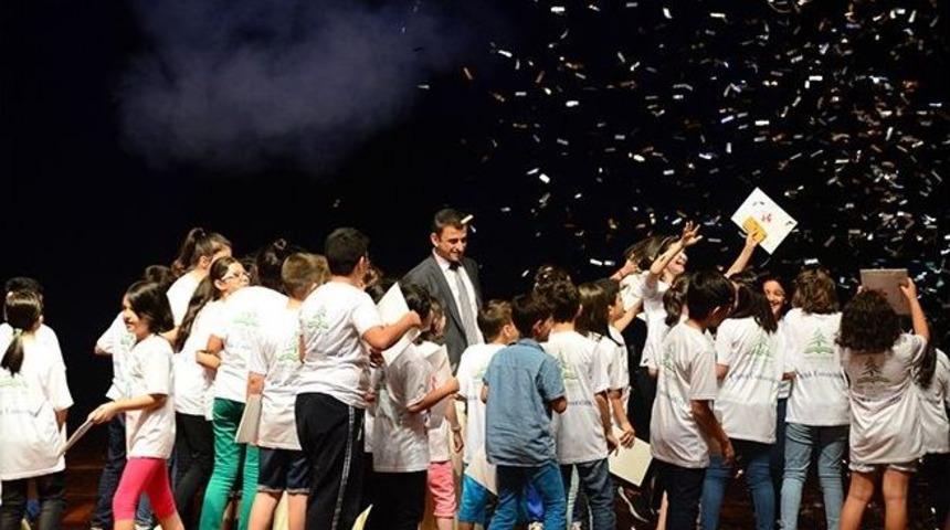 Açü Çocuk Üniversitesi İlk Mezunlarını Verdi