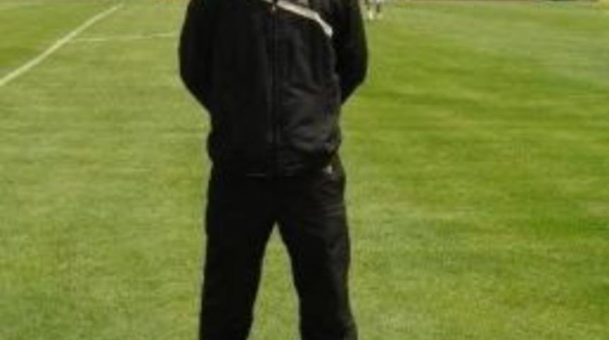 İncirliova Belediyespor &Uuml;st Sıraları Hedefliyor