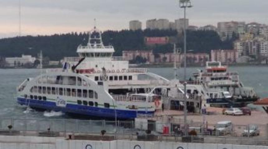 &Ccedil;anakkale&rsquo;de Adalar Feribot Seferleri İptal