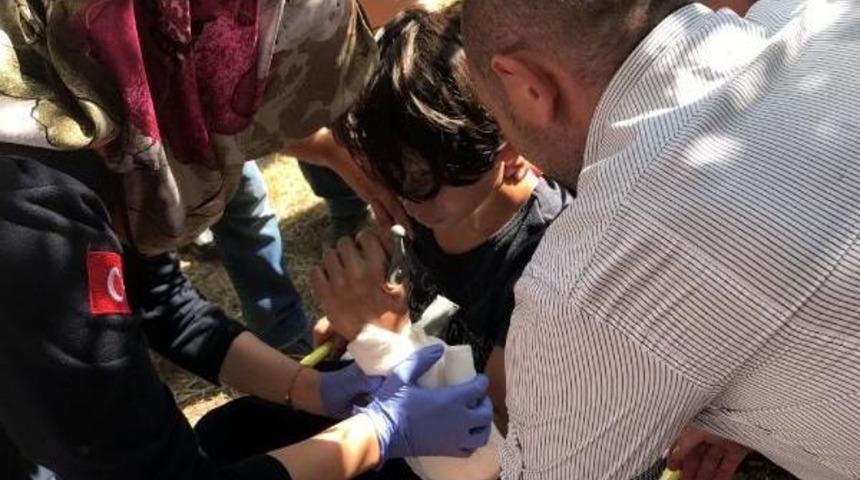 Eline Saplanan Demirle Hastaneye Kaldırıldı