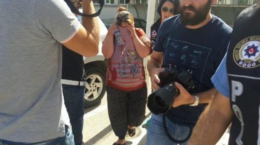 Hamile Kadın Uyuşturucu Satarken Yakalandı