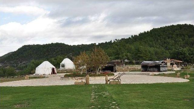 Mhp Yönetimi Yörük Obası’nı Ziyaret Etti