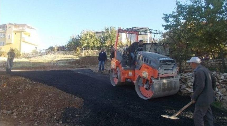 Yeşilyurt Belediyesi Gece De Yol Yapıyor