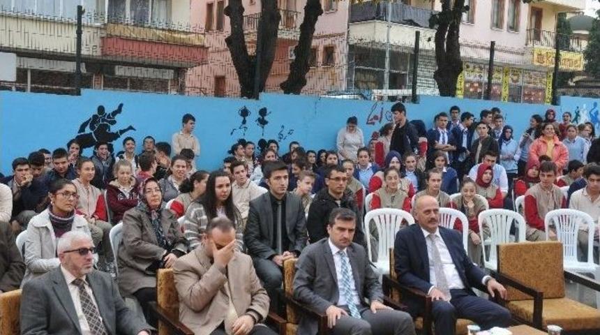 Velilerden &Ouml;ğrencilere Aşure İkramı