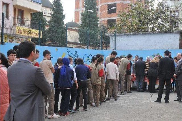 Velilerden Öğrencilere Aşure İkramı 3