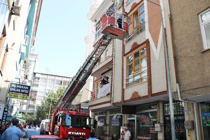 İtfaiye Eri, Hayat Kurtarmak İsterken Dayak Yedi G1