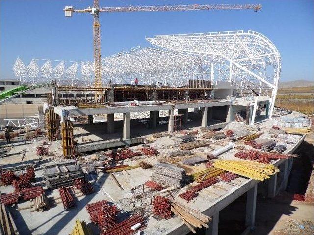 Malatya Arena Stadı Yükseliyor