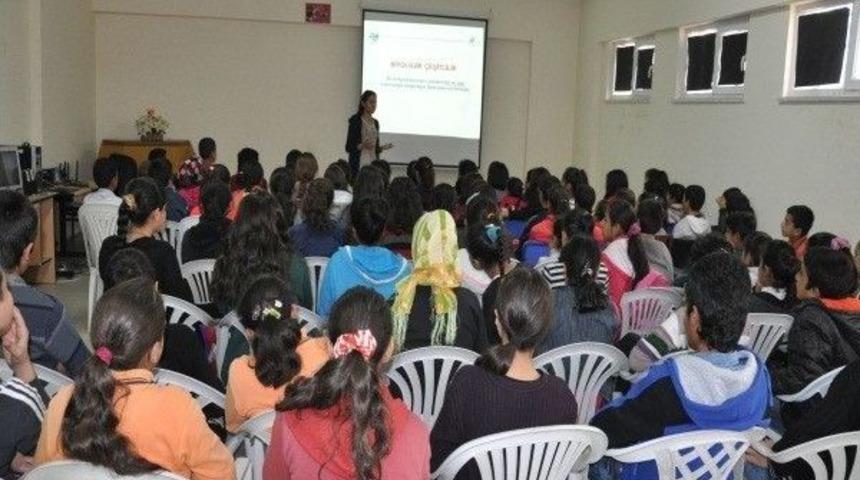Ortaokul &Ouml;ğrencilerine Biyolojik &Ccedil;eşitlilik Eğitimleri Veriliyor