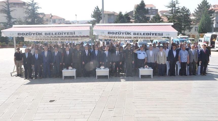 Boz&uuml;y&uuml;k&rsquo;te Gaziler G&uuml;n&uuml; Anma Programı D&uuml;zenlendi