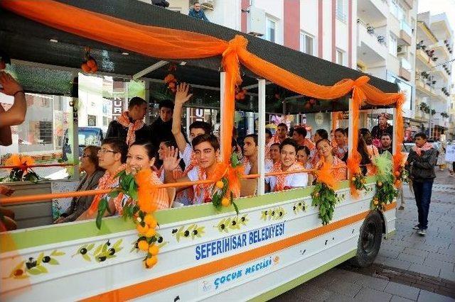 Seferihisar, ’turuncu Bayram’ İçin Gün Sayıyor